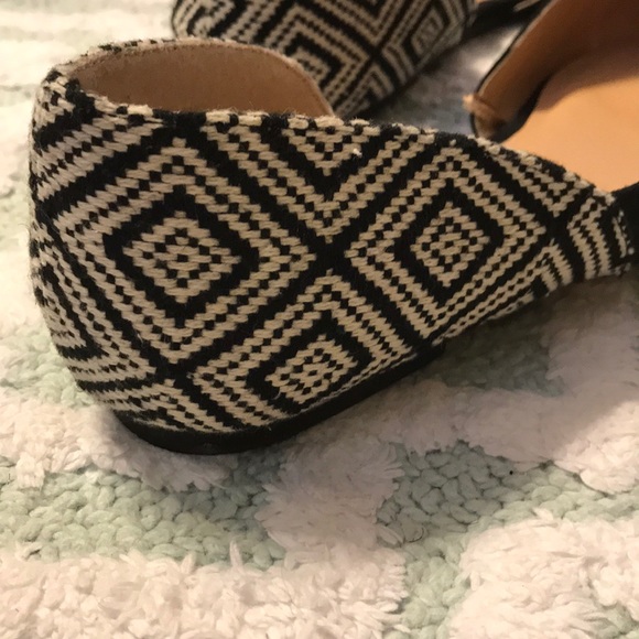 Black/white detailed rampage flats - Picture 2 of 4